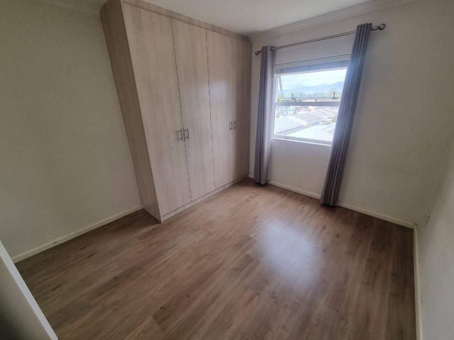 To Let 2 Bedroom Property for Rent in Wetton Western Cape